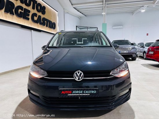 Volkswagen Touran 1.6TDI BUSINESS NAVI 85 KW 115 CV 7PLAZAS - Utrera