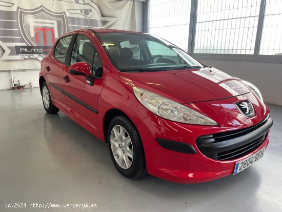 Peugeot 207 1.4i CONFORT - Reus