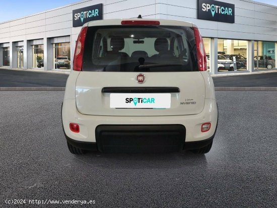 Fiat Panda  Panda Hybrid 1.0 51kw (70CV) - - Badalona