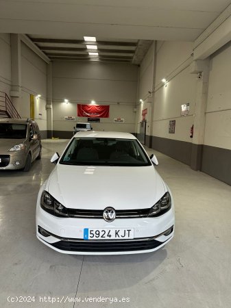  Volkswagen Golf 7.5 2.0 TDI 150CV DSG 2018 - Churriana de la Vega 