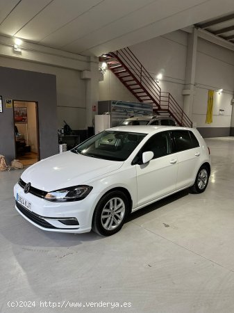 Volkswagen Golf 7.5 2.0 TDI 150CV DSG 2018 - Churriana de la Vega