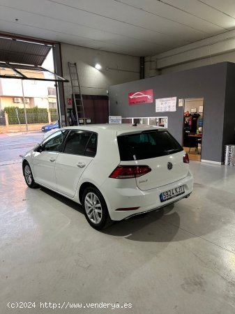 Volkswagen Golf 7.5 2.0 TDI 150CV DSG 2018 - Churriana de la Vega