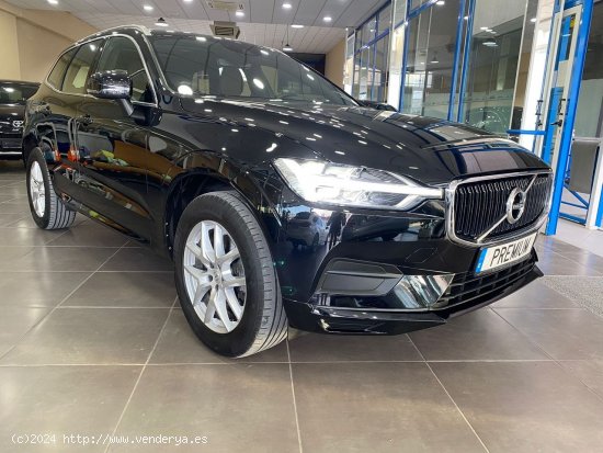 Volvo XC-60 B5 MOMENTUM PRO AWD 235 CV AUTO - Baena