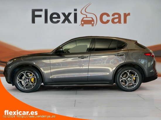 Alfa Romeo Stelvio 2.0 Gasolina 147kW (200CV) Sprint+ Q4 - Sant Just Desvern