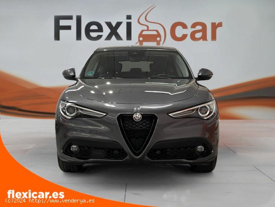 Alfa Romeo Stelvio 2.2 Diésel 140kW (190CV) Sprint+ Q4 - Viladecans