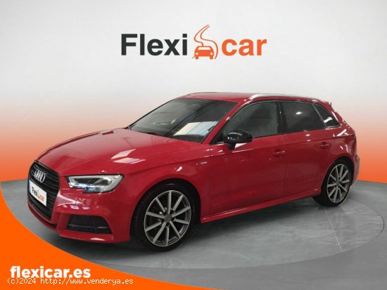 Audi A3 Black line 35 TFSI 110kW S tronic Sportb - Ourense