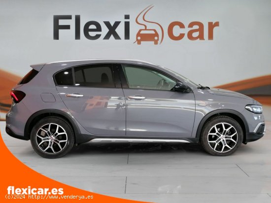 Fiat Tipo Cross 1.0 74kW (100CV) - Córdoba