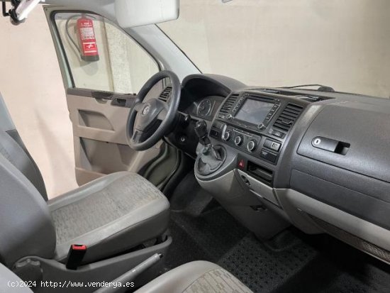 VOLKSWAGEN T5 en venta en AlcalÃ¡ de GuadaÃ­ra (Sevilla) - AlcalÃ¡ de GuadaÃ­ra