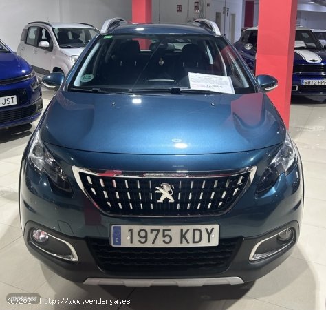 Peugeot 2008 PEUGEOT  1200 110 CV  ALLURE de 2017 con 61.000 Km por 12.900 EUR. en Tenerife