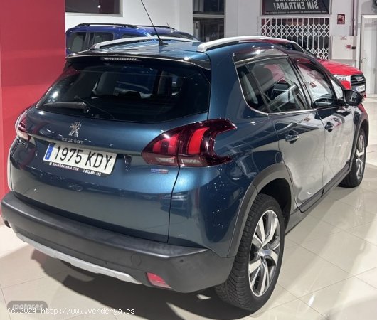 Peugeot 2008 PEUGEOT  1200 110 CV  ALLURE de 2017 con 61.000 Km por 12.900 EUR. en Tenerife