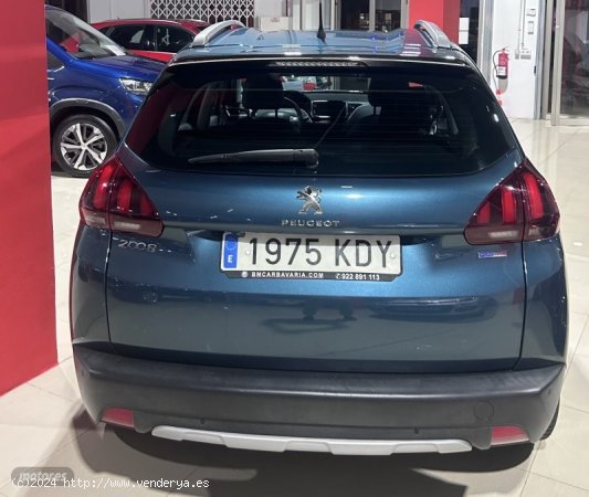 Peugeot 2008 PEUGEOT  1200 110 CV  ALLURE de 2017 con 61.000 Km por 12.900 EUR. en Tenerife