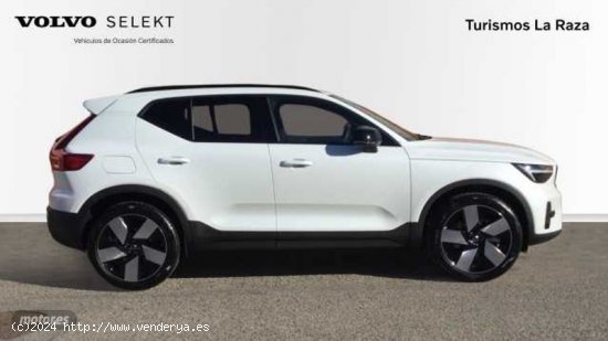 Volvo XC40 TODOTERRENO 1.5 T5 PHEV RECHARGE PLUS DARK AUTOMATICO 262CV 5P de 2023 con 8.822 Km por 4