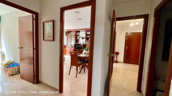 Piso con parking en venta, zona Centro-Falguera de Sant Feliu de LLobregat - BARCELONA