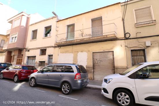 SOLAR ZONA PLAZA CREVILLENTE SE PUEDEN CONSTRUIR BAJA+4 - ALICANTE