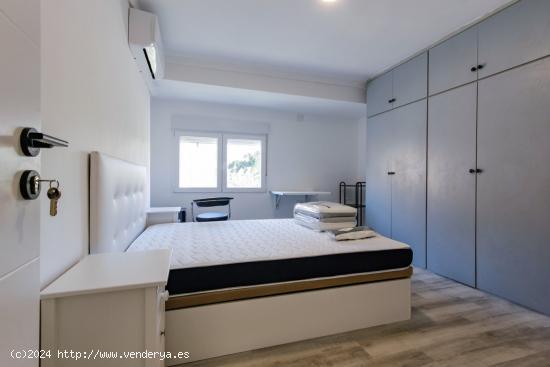 Piso en alquiler por habitaciones - VALENCIA