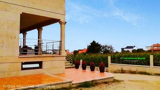 CHALET EN SANXENXO, PONTEVEDRA, 1100m Y 583m DE VIVIENDA. - PONTEVEDRA