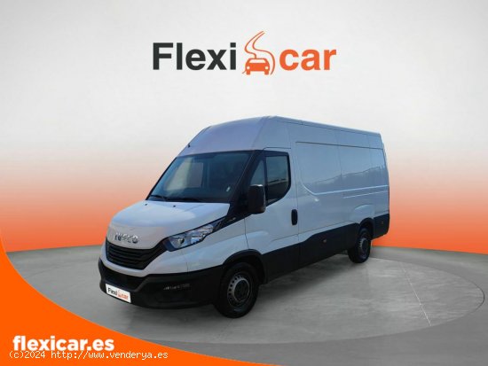 Iveco Daily 2.3 TD 35S 16V 3520L/H2 12 M3 - Badajoz