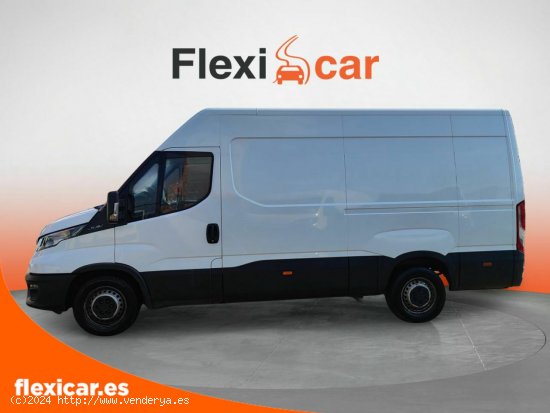 Iveco Daily 2.3 TD 35S 16V 3520L/H2 12 M3 - Badajoz