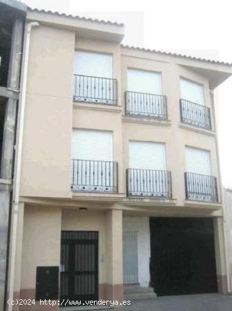 LOCAL COMERCIAL DE 103 M2 EN CAMARENA - TOLEDO