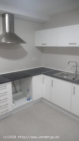 PRECIOSA VIVIENDA REFORMADA, ZONA AV. CASALDUCH - CASTELLON