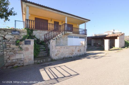 Urbis te ofrece un chalet en venta en Aldeadávila de la Ribera, Salamanca. - SALAMANCA