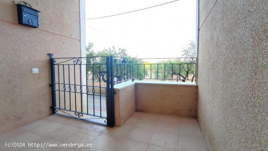 ESTUPENDO DUPLEX CON PATIO EN CANEJA (CARAVACA DE LA CRUZ) - MURCIA