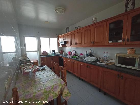 PISO DE 3 HABITACIONES EN EL EJIDO - ALMERÍA - ALMERIA