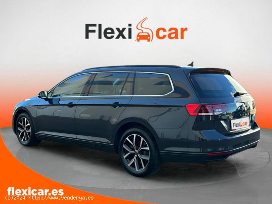 Volkswagen Passat Variant Executive 2.0 TDI 110kW (150CV) - Zaragoza