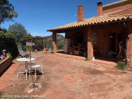 CASA A 4 VIENTOS EN EL BALCÓ DE SANT LLORENÇ - BARCELONA