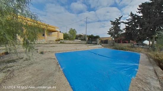  CASA EN VENTA POLIGONO EL MOCO ALBATERA. REFORMAR - ALICANTE 