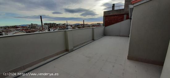 Dúplex en alquiler en la Rambla de Sabadell - BARCELONA