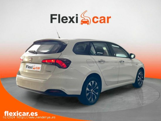 Fiat Tipo SW 1.3 Multijet 70kW (95CV) Mirror - Vilagarcía de Arousa