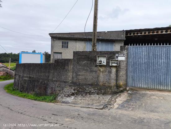 Parcela con nave y terreno en Coristanco - A CORUÑA