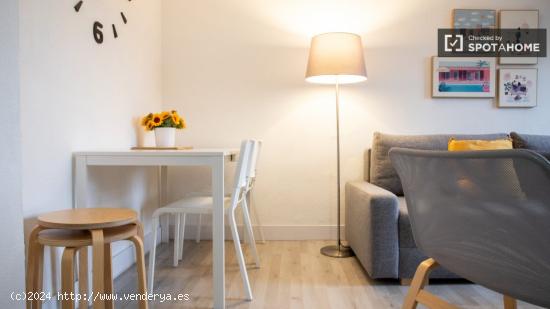 Apartamento de 1 dormitorio en alquiler en Madrid - MADRID