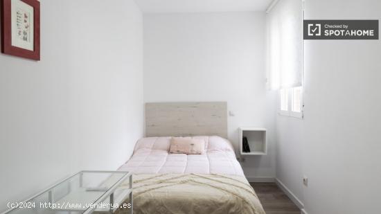 Apartamento de 2 dormitorios en alquiler en Latina - MADRID