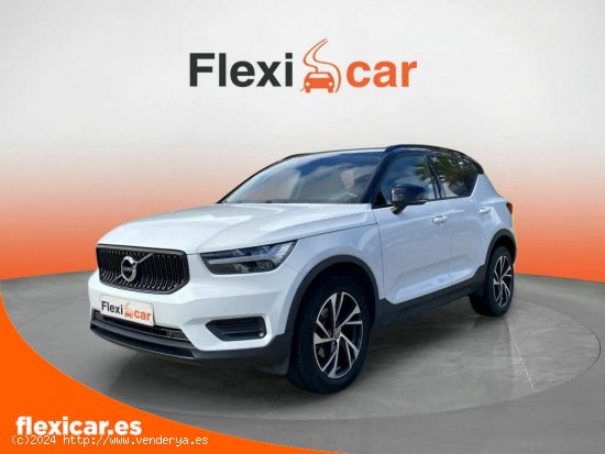 Volvo XC40 1.5 T3 R-Design - Olías del Rey