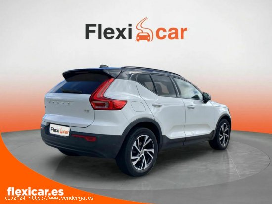 Volvo XC40 1.5 T3 R-Design - Olías del Rey