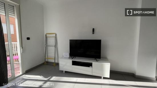 Apartamento completo de 2 habitaciones en Alacant - ALICANTE