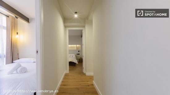 Apartamento de 2 dormitorios en alquiler en Ciutat Vella - VALENCIA