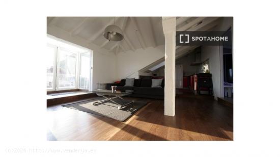 Apartamento completo de 2 dormitorios en Donostia - GUIPUZCOA