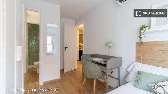 Preciosa Habitación en Alquiler en Madrid - MADRID