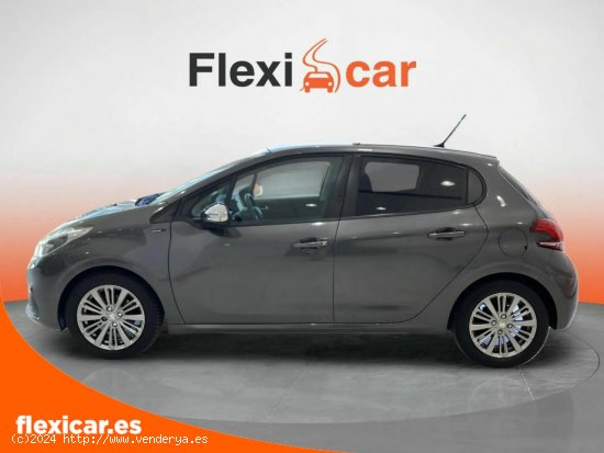 Peugeot 208 5P Signature 1.2L PureTech 60KW (82CV) - Sevilla