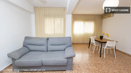 Piso de 3 habitaciones en Valencia - VALENCIA