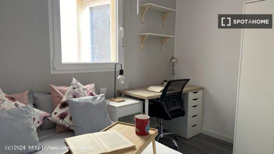 Habitación en alquiler en coliving en Lucero, Madrid - MADRID