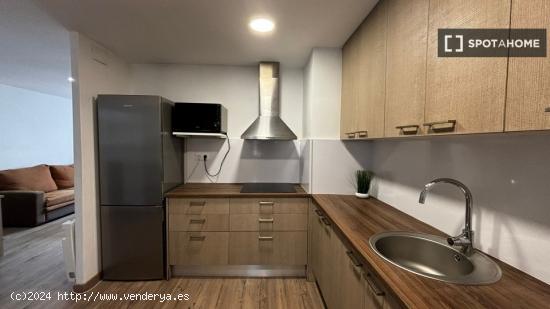 Apartamento entero de 2 dormitorios en L'Hospitalet de Llobregat. - BARCELONA