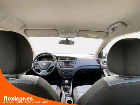 Hyundai i20 1.4 CRDi Essence - Olías del Rey