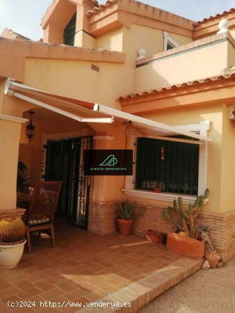 Villa en alquiler en Orihuela (Alicante)