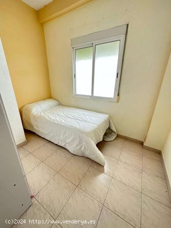  Se alquila habitación en piso compartido en Alicante - ALICANTE 