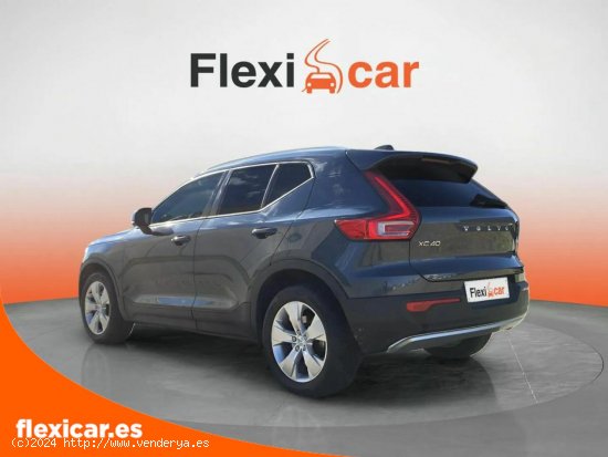 Volvo XC40 2.0 B4 G AWD Momentum Pro Auto - Valdepeñas