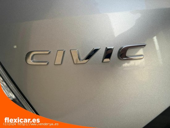 Honda Civic 1.0 I-VTEC TURBO ELEGANCE - Sant Boi de Llobregat